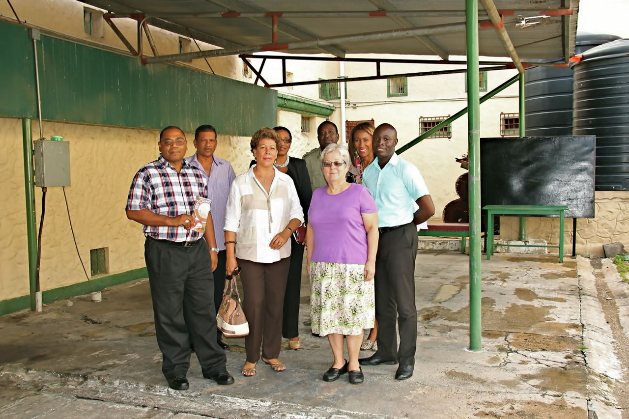 Prison's Reading Project/ New Library
